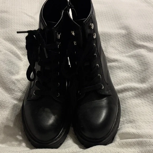 Madden Girl Black Combat Boots - Picture 1 of 4